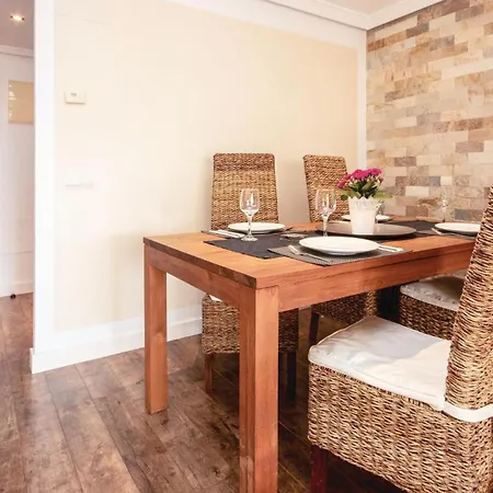 Cozy In With Swimming Pool Apartamento *